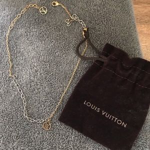 Authentic Louis Vuitton women’s necklace